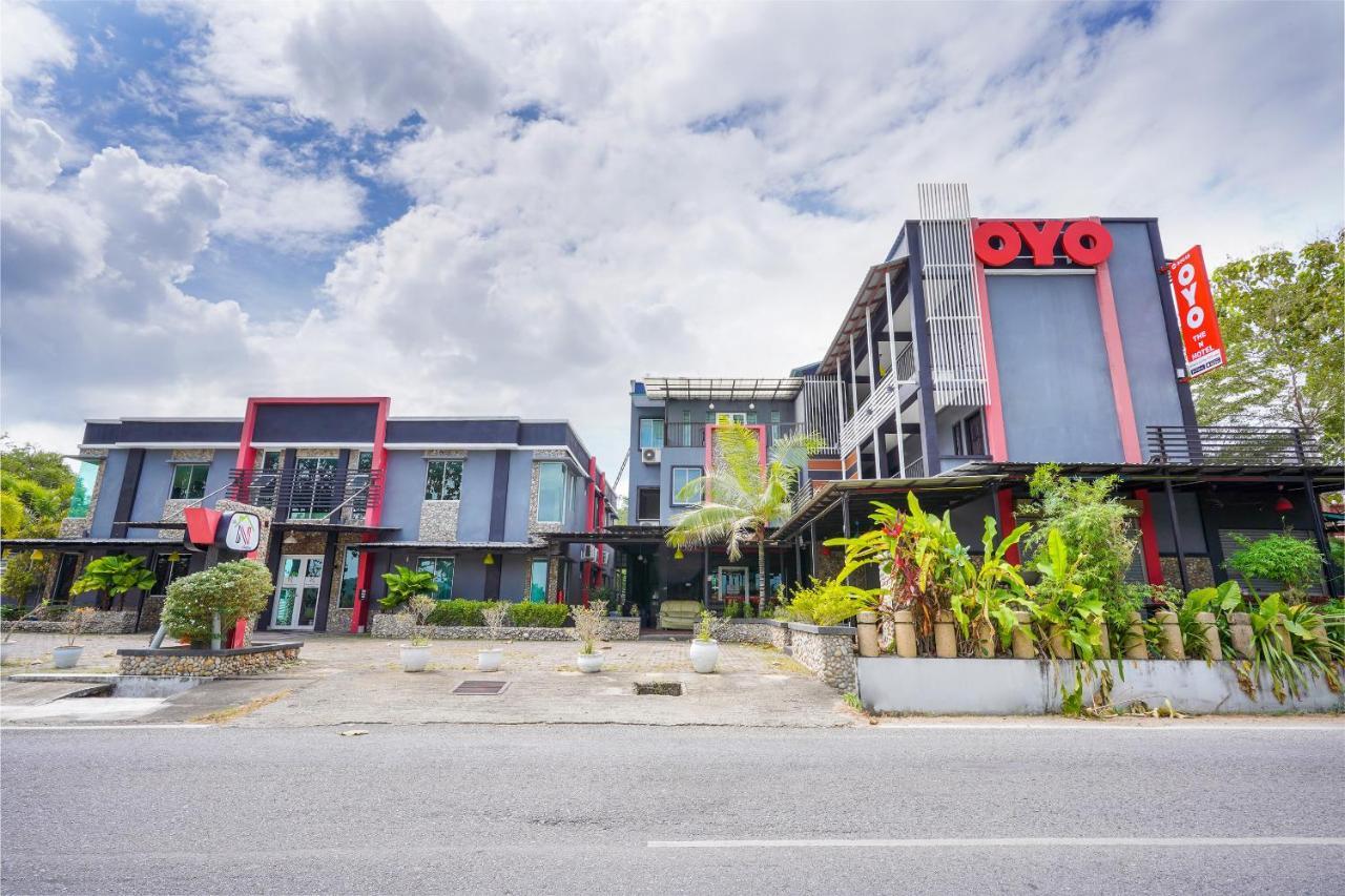 Hôtel Oyo 89648 The N Langkawi à Pantai Cenang  Extérieur photo